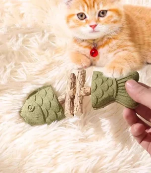 Catnip Balls Funny Fish Bone Cat Toys Lickable Snack Catnip Silvervine Kitten Chewing Cleaning Teeth Toy For Cats Pet Supplies