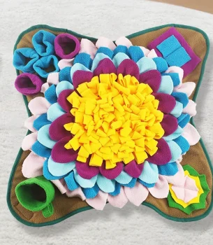 Pet Snuffle Feeding Mat Nosework Feeding Mat Dog Training Pad for Cats Dogs Portable Travel Use for Slow Eating & Smell Training